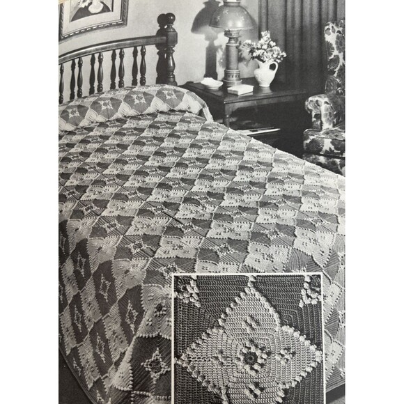 Vintage Heirloom Single Double Bedspread Crochet-Knit Pattern A788 BUNCHBERRY - Picture 1 of 2